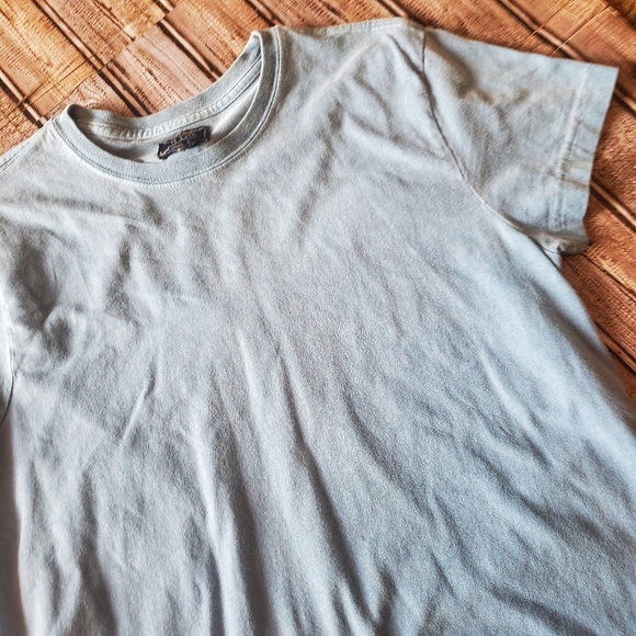 G.H. Bass tshirt - Picture 3 of 8